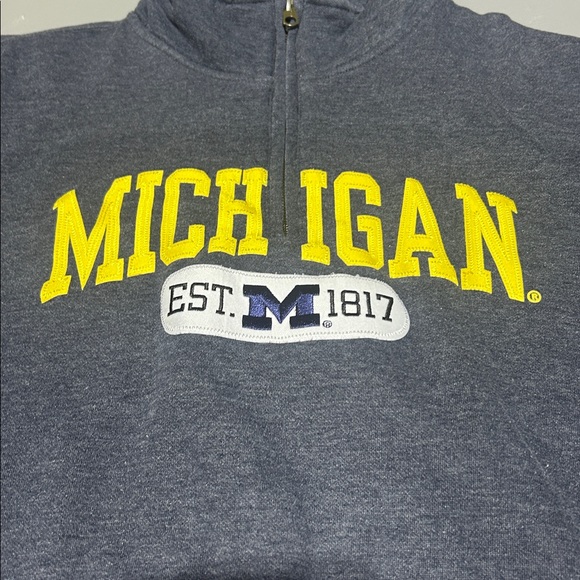 University of Michigan Thick Quarter Zip Embroidered Sweater (Men XL) - Picture 4 of 8